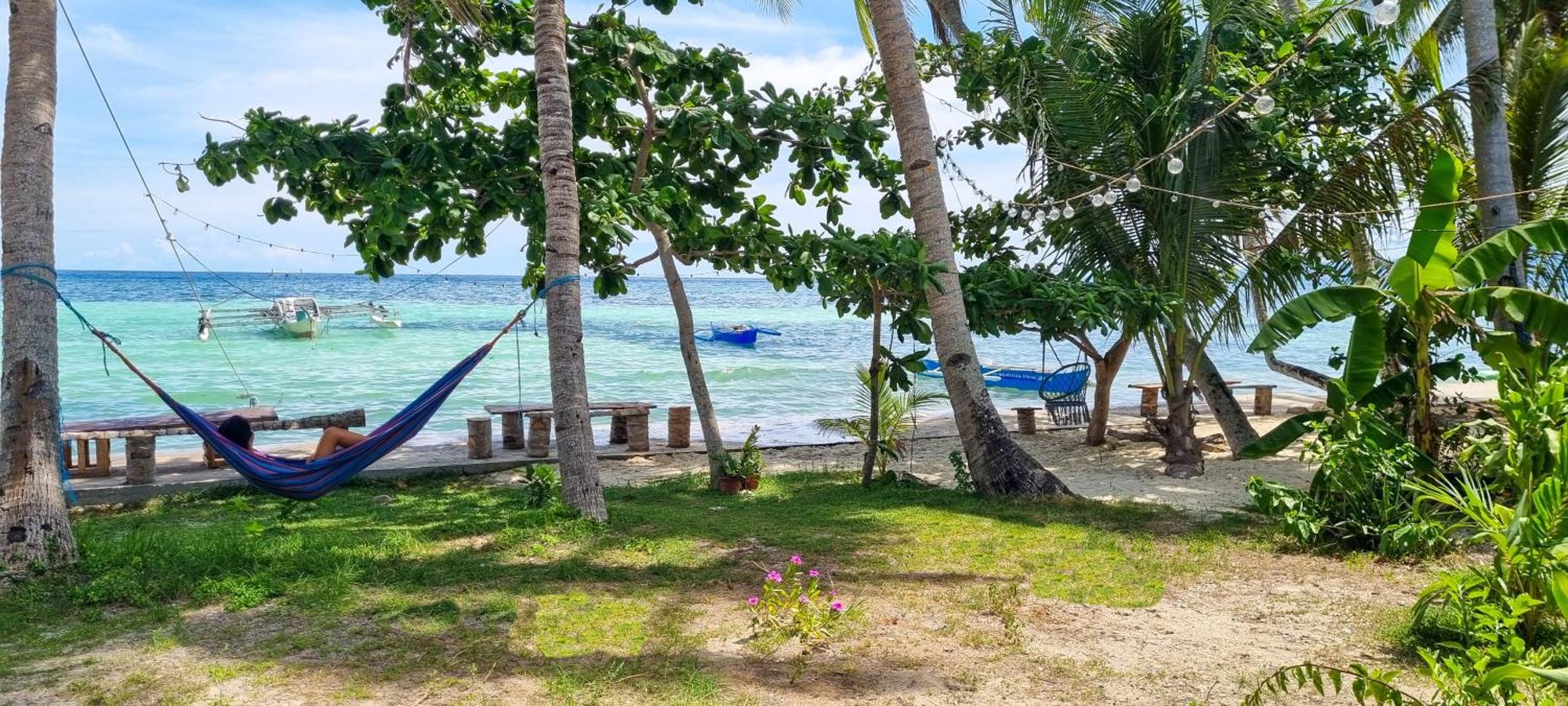 Blue House Backpackers Siquijor Vandrarhem San Juan  Exteriör bild